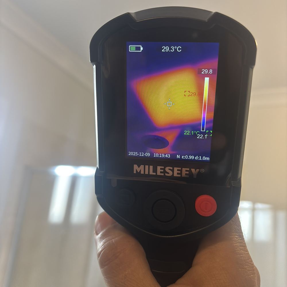Thermal camera showing a cold patch where ceiling insulation has shifted, found during a pre-purchase inspection in Kalkallo